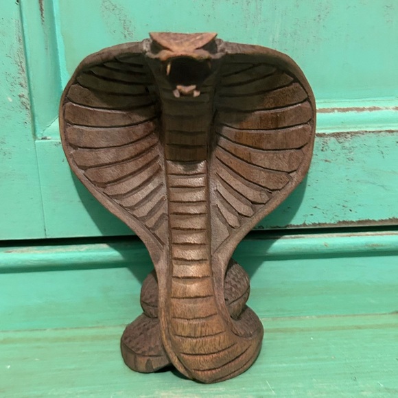 Vintage Set Of 4 Hand Carved Wood Cobras  Statuettes King Cobras Large Small - Picture 2 of 16